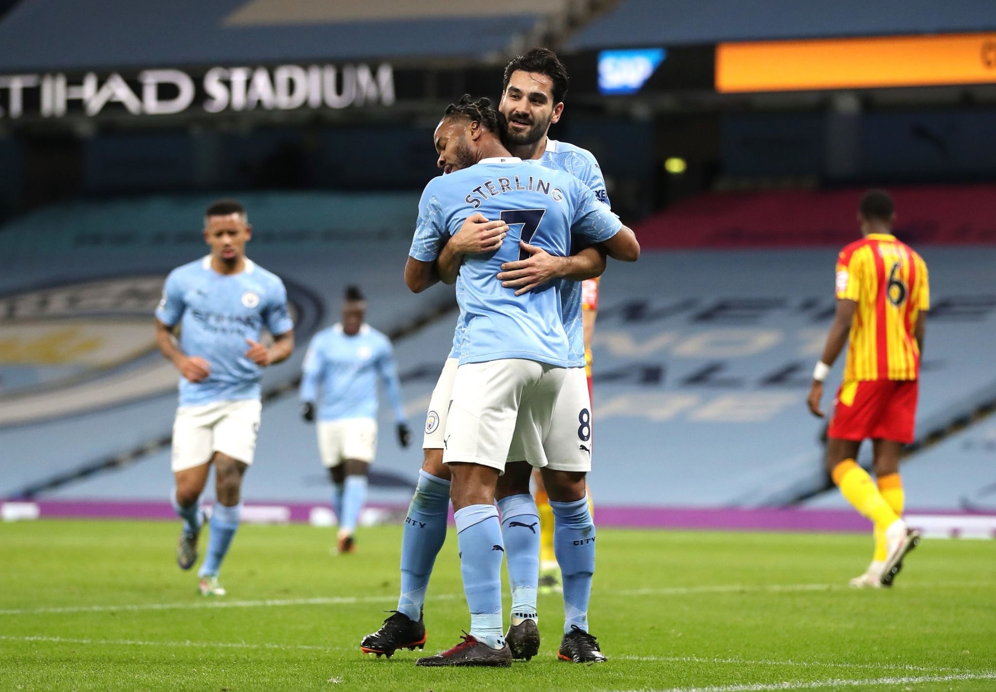 几乎已经与 几乎已经与