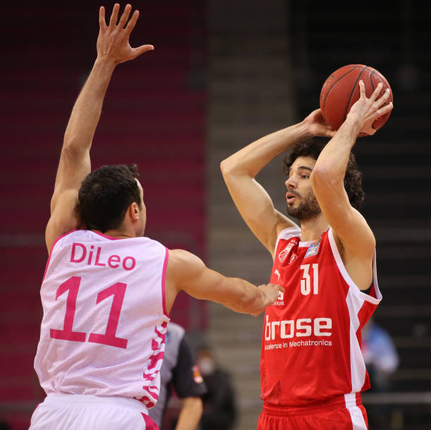 平的对抗能 平的对抗能